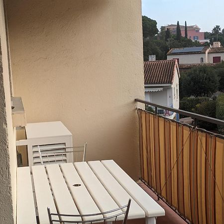 Appartement Spacieux Et Calme Saint-Raphaël Extérieur photo